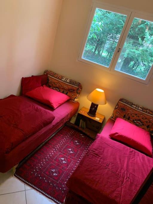 Maisonnette En Clairiere De Foret Gambais